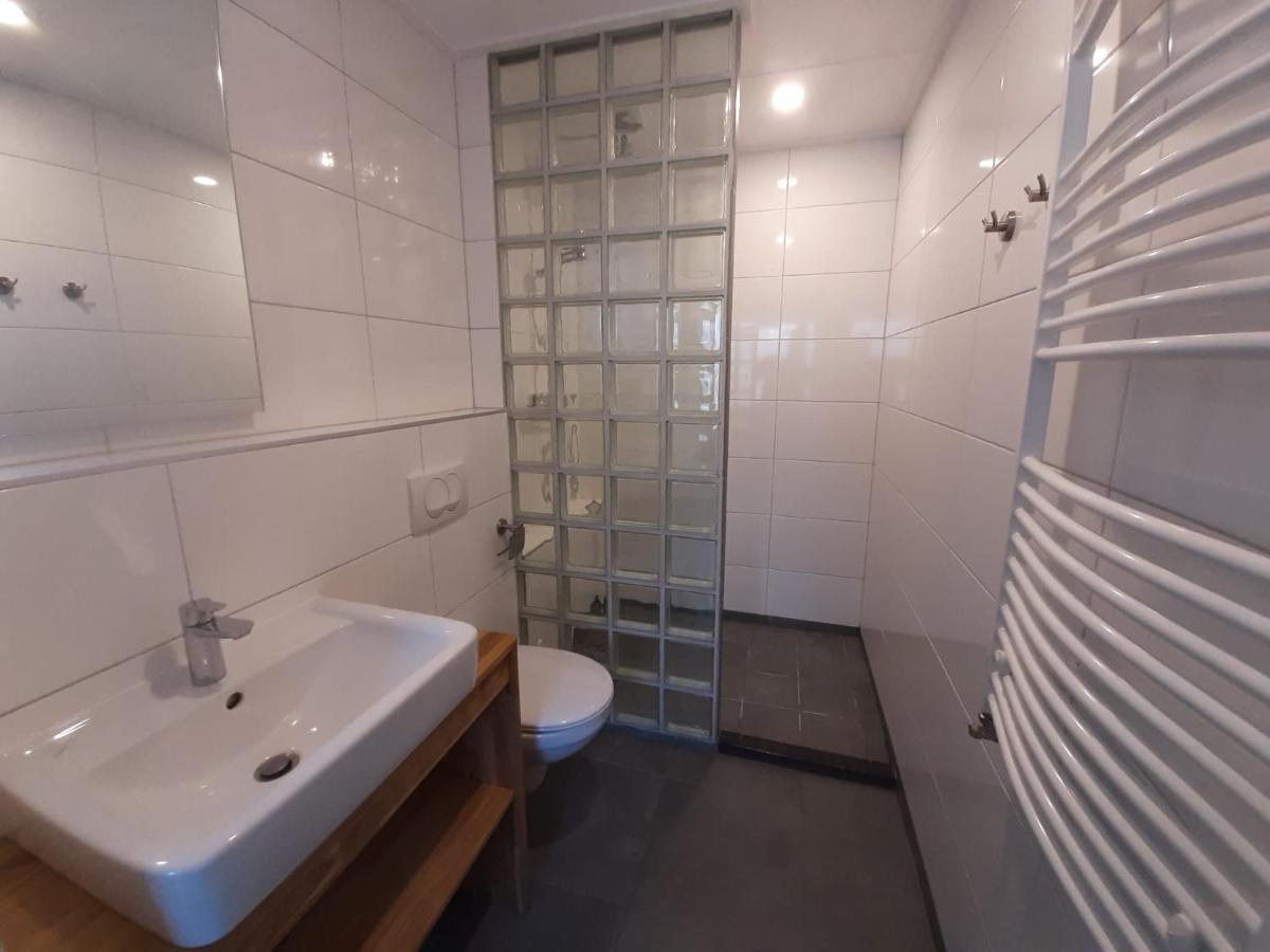 Appartement Boomgaard Vrouwenpolder Exteriér fotografie